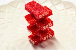 Strawberry Bricks Sour Tub 1.45kg