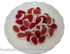 Strawberries & Cream - Fresha