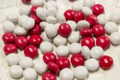 Dutch Red & White Buttons 1kg -Snack Sales 2024 Dutch 20Red 20n 20White 20Buttons 203