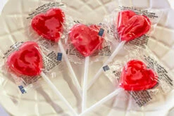Lollipops - Mini Hearts Lollypops 200 Pops -Snack Sales 2024 Lollipop 20Little 20Red 20Heart 202